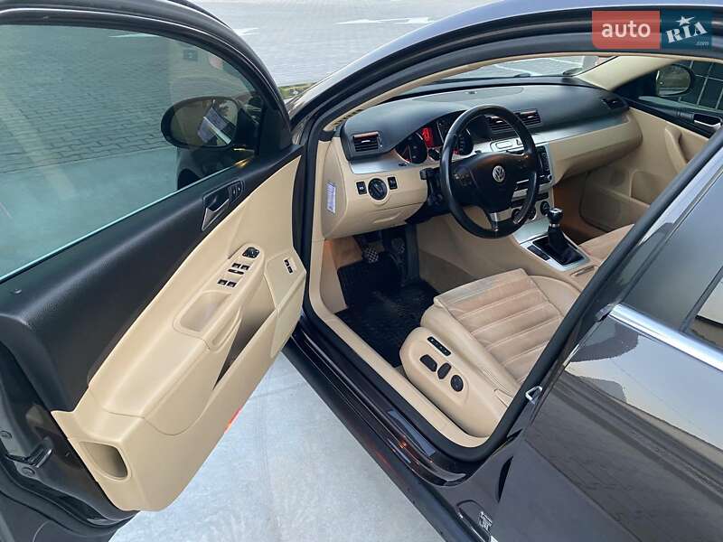Универсал Volkswagen Passat 2008 в Виннице