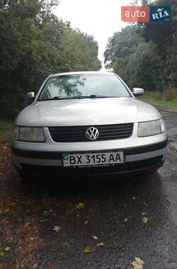 Седан Volkswagen Passat 1999 в 
