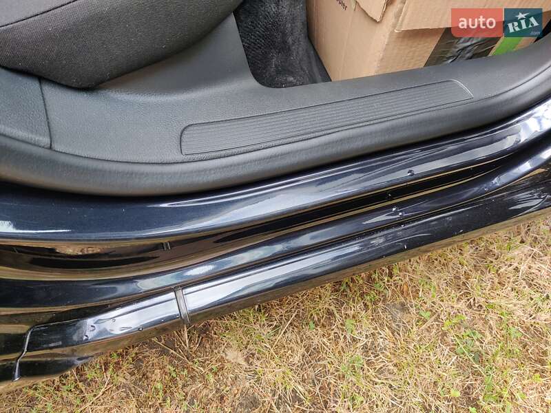 Седан Volkswagen Passat 2011 в Сокале