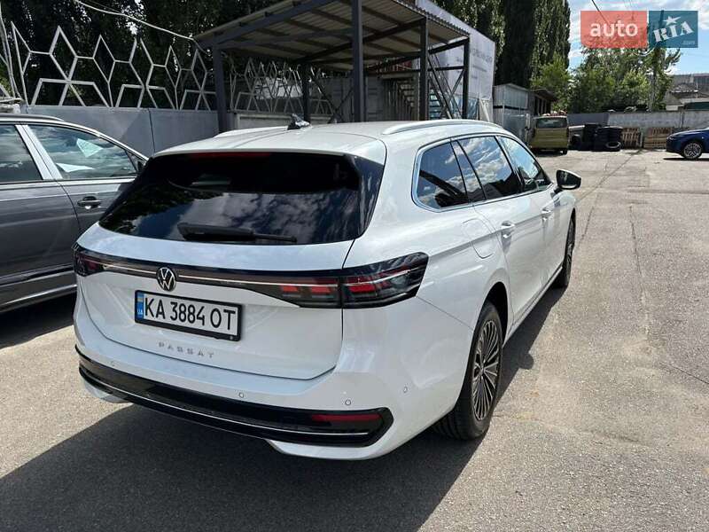 Універсал Volkswagen Passat 2024 в Івано-Франківську
