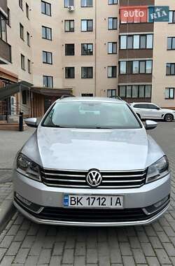 Універсал Volkswagen Passat 2014 в Вінниці