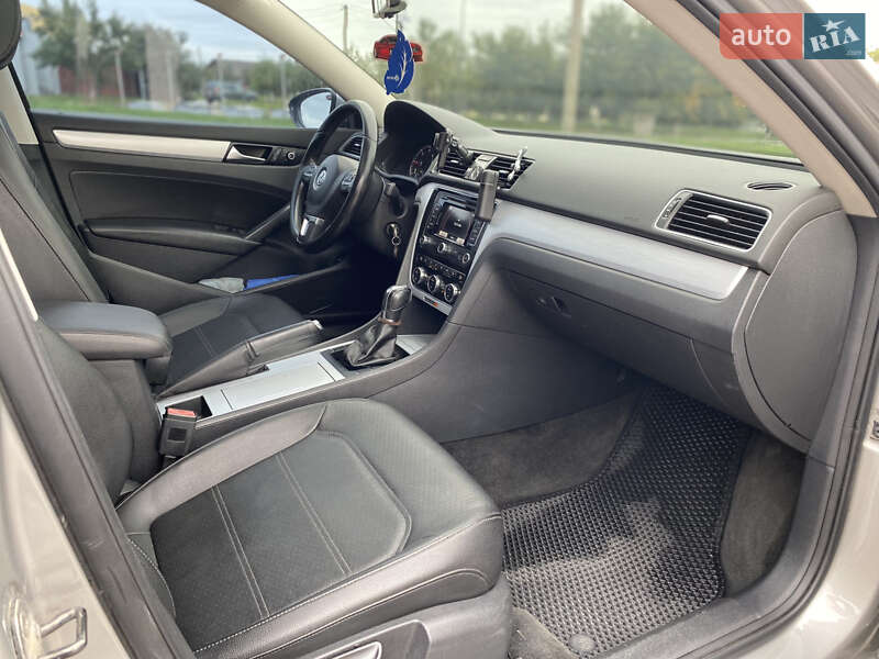 Седан Volkswagen Passat 2012 в Теофіполі фото 25 Седан Volkswagen Passat 2012 в Теофіполі