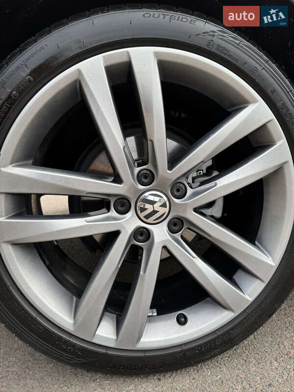 Седан Volkswagen Passat 2017 в Киеве фото 7 Седан Volkswagen Passat 2017 в Киеве