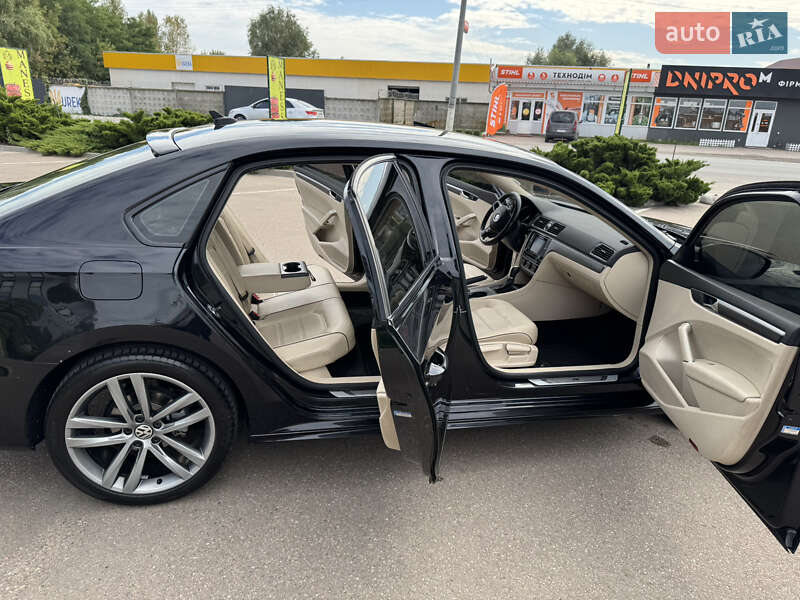 Седан Volkswagen Passat 2017 в Киеве фото 14 Седан Volkswagen Passat 2017 в Киеве
