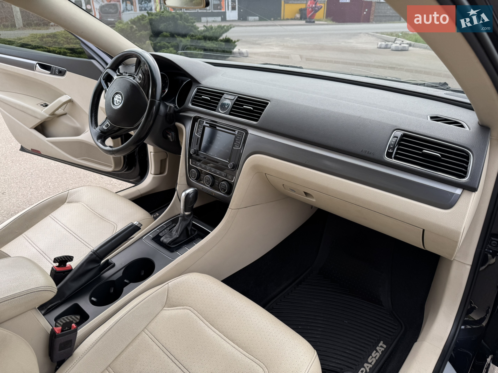 2017 Volkswagen Passat - мініатюра 12