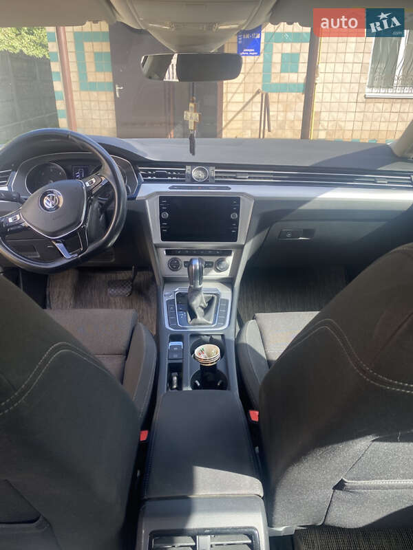Универсал Volkswagen Passat 2019 в Броварах