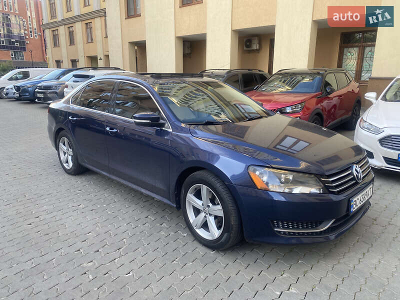 Седан Volkswagen Passat 2013 в Львове