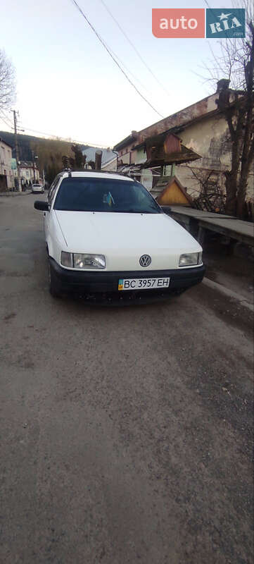 Volkswagen Passat 1993