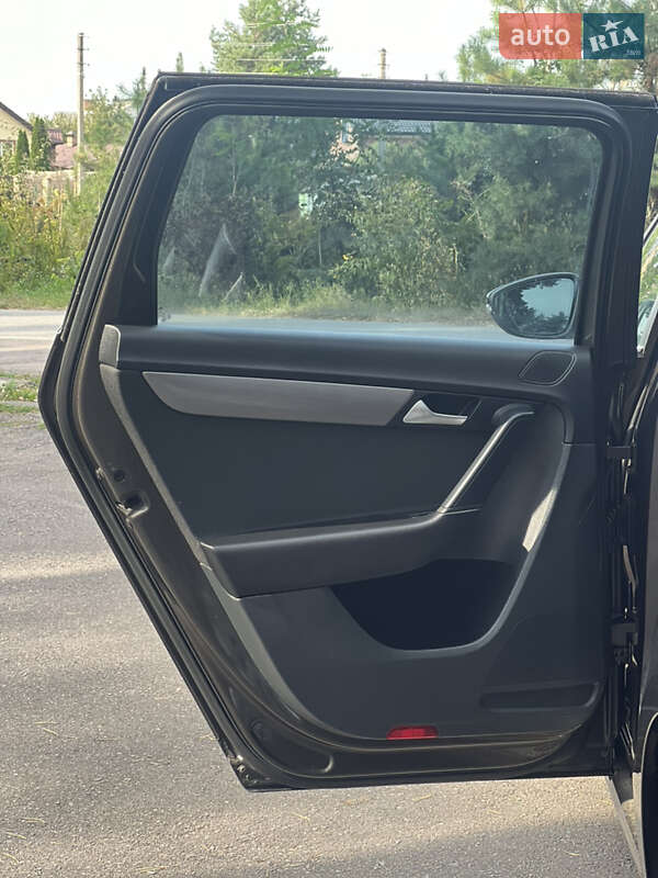 Универсал Volkswagen Passat 2013 в Виннице фото 15 Универсал Volkswagen Passat 2013 в Виннице