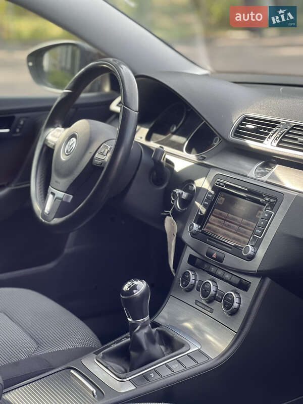 Универсал Volkswagen Passat 2013 в Виннице фото 23 Универсал Volkswagen Passat 2013 в Виннице