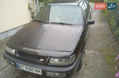 Универсал Volkswagen Passat 1996 в Шептицькому