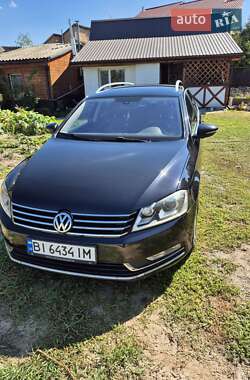 Универсал Volkswagen Passat 2012 в Полтаве