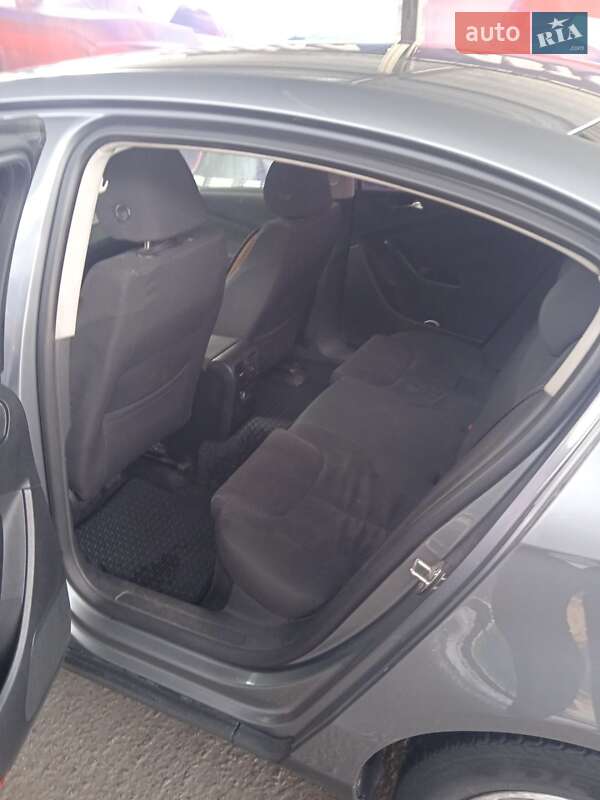 Седан Volkswagen Passat 2007 в Львове