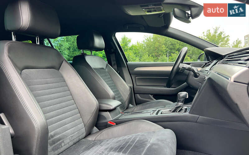 Универсал Volkswagen Passat 2018 в Львове фото 13 Универсал Volkswagen Passat 2018 в Львове