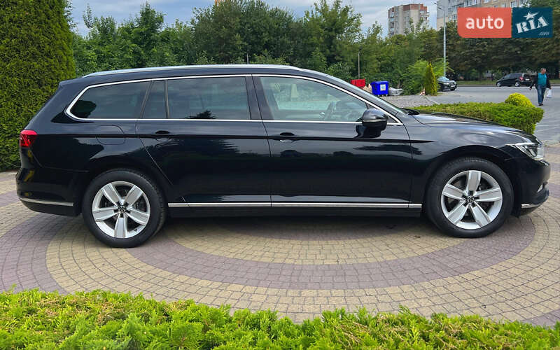 Универсал Volkswagen Passat 2018 в Львове фото 10 Универсал Volkswagen Passat 2018 в Львове