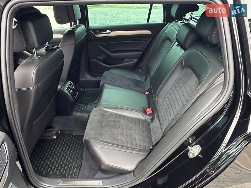 Универсал Volkswagen Passat 2018 в Львове фото 20 Универсал Volkswagen Passat 2018 в Львове