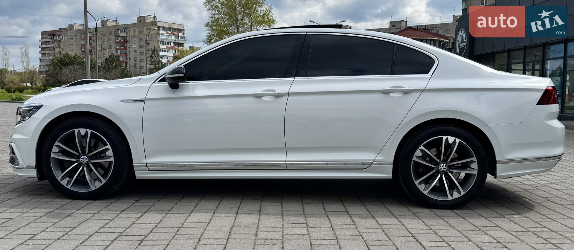 2017 Volkswagen Passat - мініатюра 17