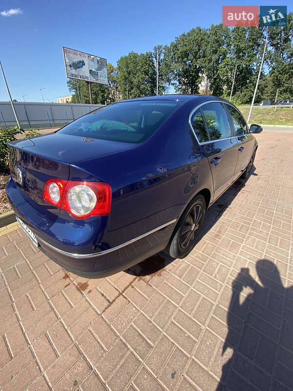Седан Volkswagen Passat 2005 в Полтаві