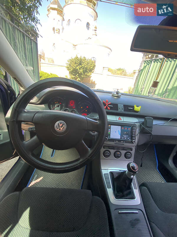 Седан Volkswagen Passat 2005 в Полтаві