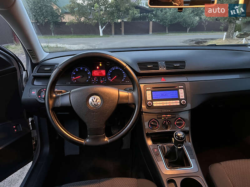 Седан Volkswagen Passat 2007 в Ковеле