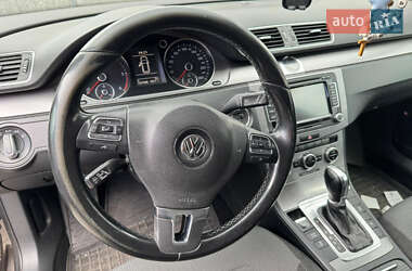 Универсал Volkswagen Passat 2013 в Калуше