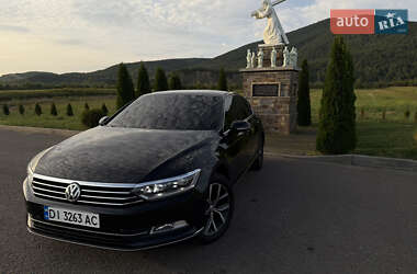 Седан Volkswagen Passat 2018 в Виноградові