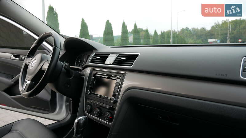 Седан Volkswagen Passat 2015 в Вінниці