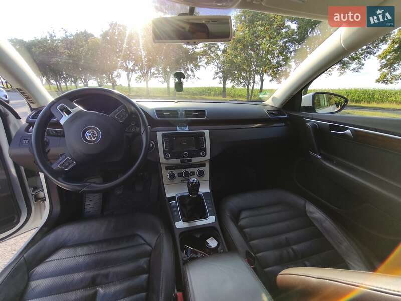Универсал Volkswagen Passat 2012 в Владимире