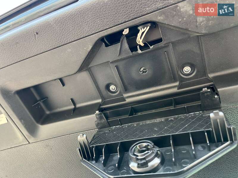 Универсал Volkswagen Passat 2012 в Коростене