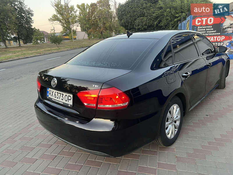 Седан Volkswagen Passat 2013 в Лозовій