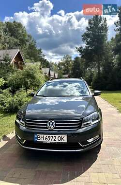 Універсал Volkswagen Passat 2010 в Черкасах