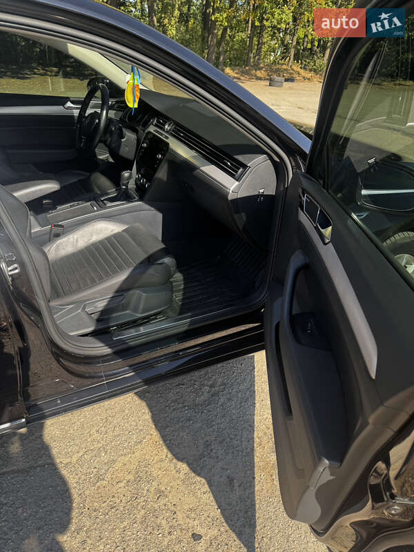 Универсал Volkswagen Passat 2014 в Умани