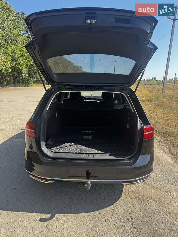 Универсал Volkswagen Passat 2014 в Умани