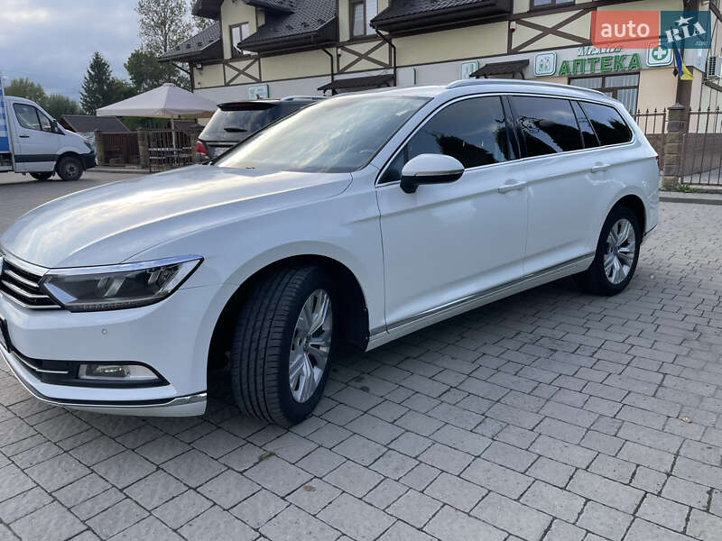 Универсал Volkswagen Passat 2016 в Киеве