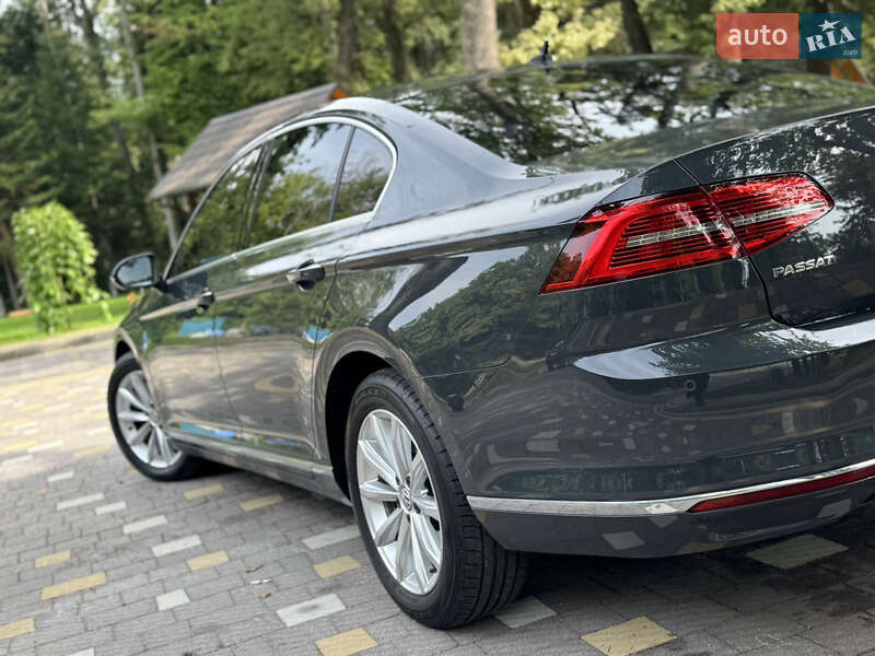 Седан Volkswagen Passat 2017 в Трускавці