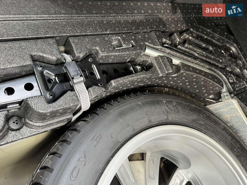 Седан Volkswagen Passat 2017 в Трускавці