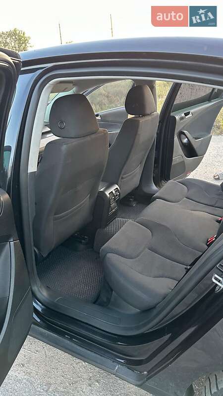 Седан Volkswagen Passat 2007 в Ахтырке