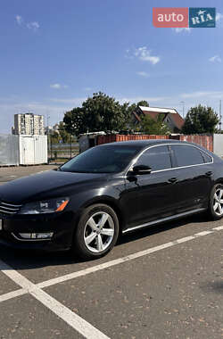 Универсал Volkswagen Passat 2015 в Киеве