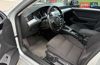 Универсал Volkswagen Passat 2015 в 