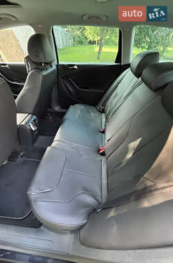 Универсал Volkswagen Passat 2009 в 
