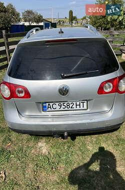 Універсал Volkswagen Passat 2008 в Луцьку