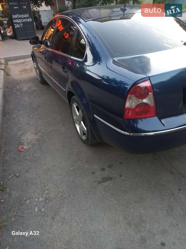 Седан Volkswagen Passat 2004 в Тернополе