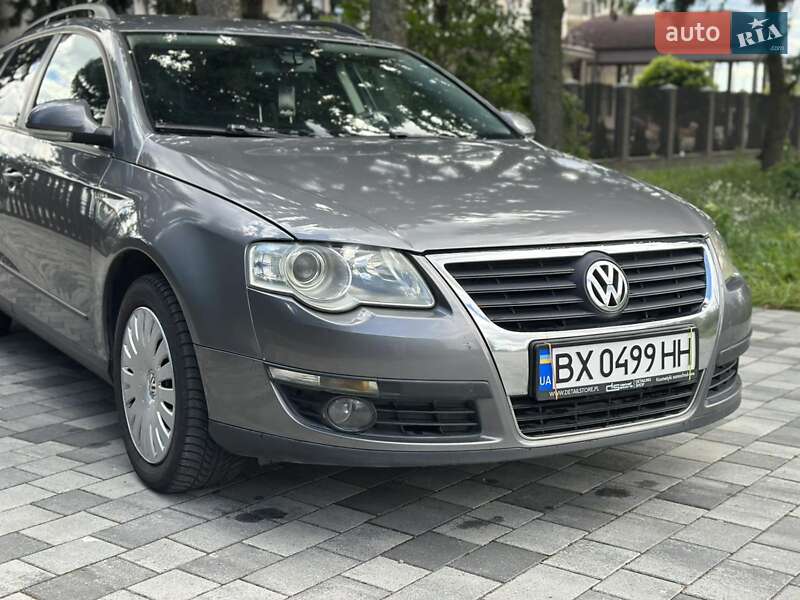 Универсал Volkswagen Passat 2006 в Староконстантинове