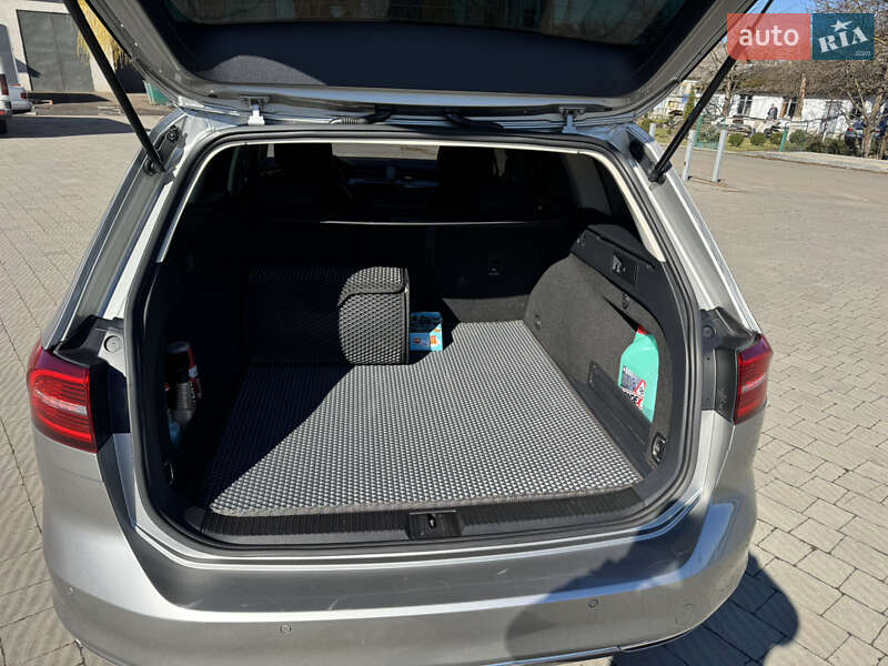 Универсал Volkswagen Passat 2015 в Владимире фото 13 Универсал Volkswagen Passat 2015 в Владимире