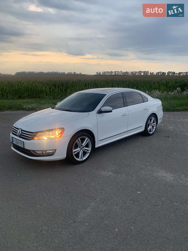 Седан Volkswagen Passat 2014 в Мотовиловке