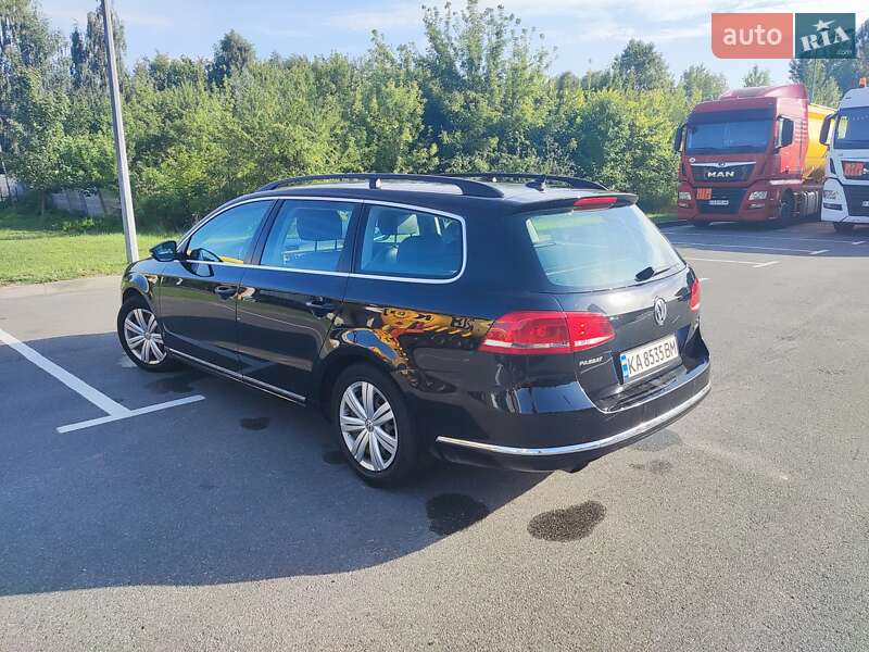 Универсал Volkswagen Passat 2014 в Киеве