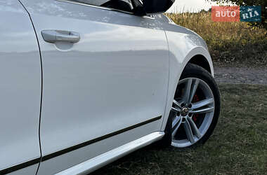 Седан Volkswagen Passat 2013 в 