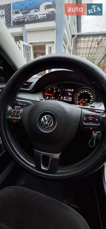 Универсал Volkswagen Passat 2012 в Первомайске