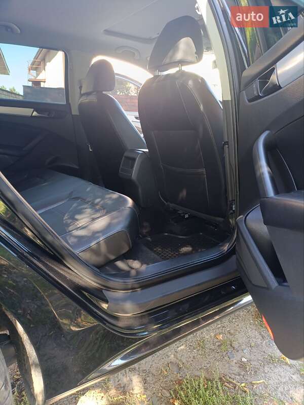 Седан Volkswagen Passat 2012 в Дергачах фото 10 Седан Volkswagen Passat 2012 в Дергачах