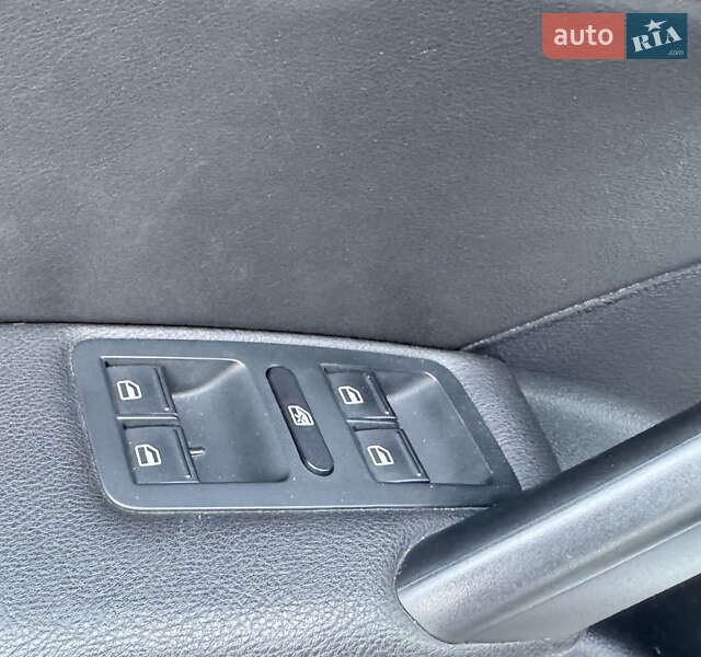 Седан Volkswagen Passat 2015 в Дніпрі